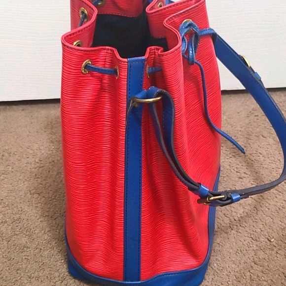 Louis Vuitton Epi Noe Gm - Picture 4 of 16